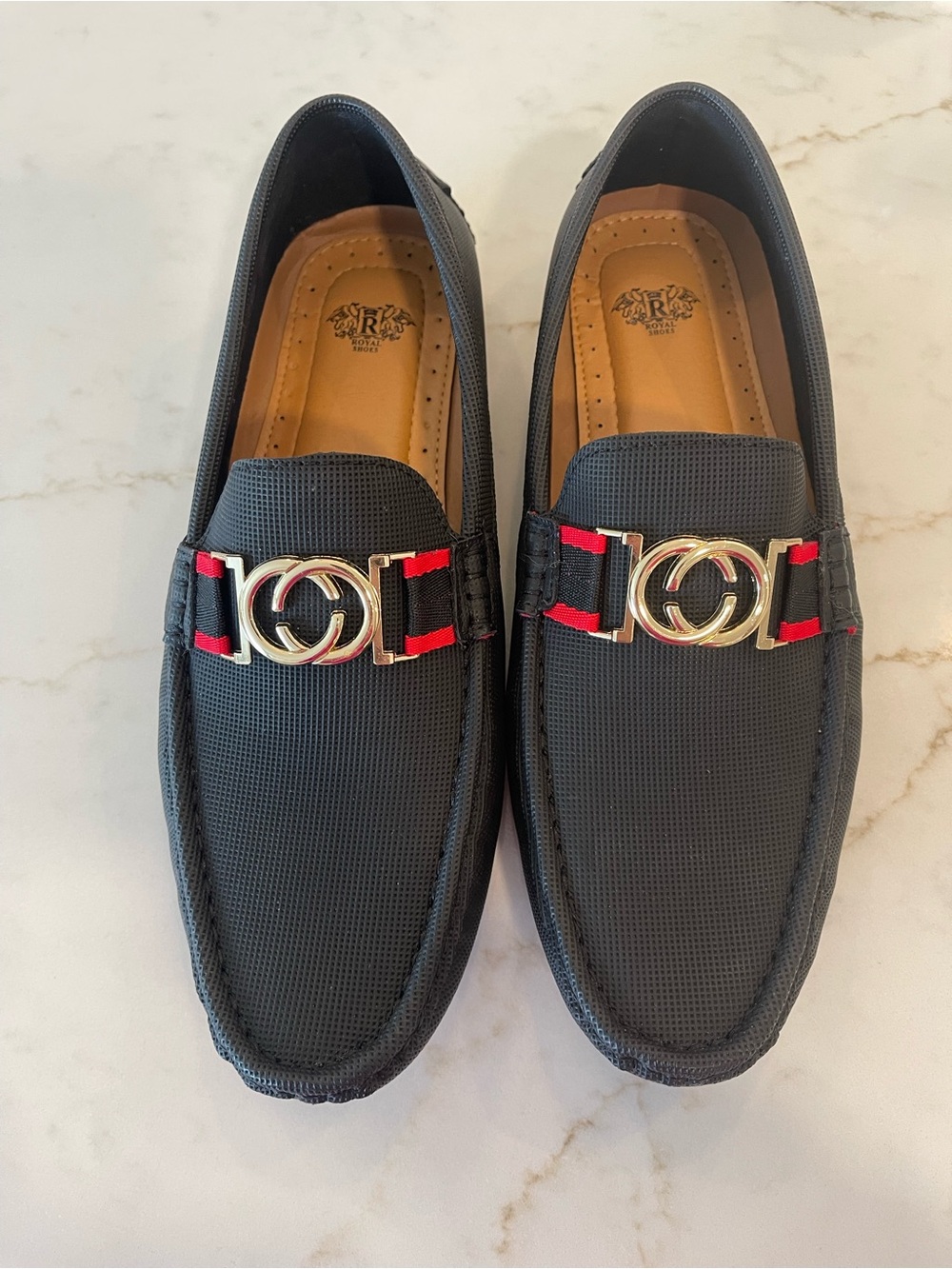 Men's Black Slip-On Loafers with Red Accent and Double-Ring Detail